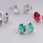 Qual a composição de uma zircônia colorida?