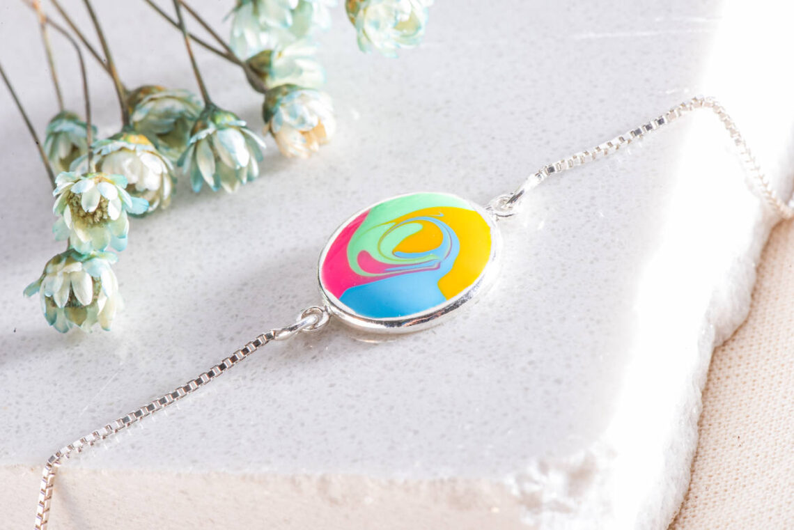 Origem Do Tie Dye E Sua Aplicação Em Joias Em Prata 925