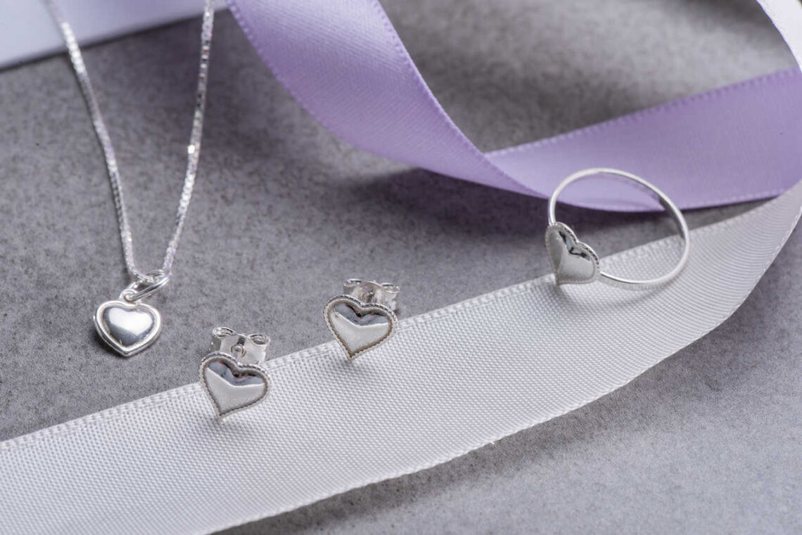 Modelos de joias em prata direto da fábrica para vender em 2022