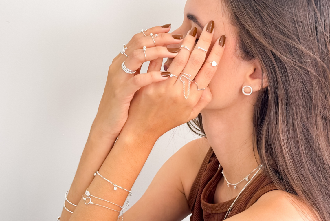 Mocha Mousse: A Cor do Ano pela Pantone Inspira a Nova Coleção Velours da Nagalli