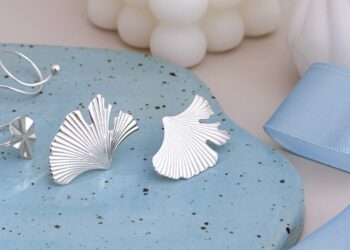 Por que investir em prata 925 no atacado antes da alta de demanda de fim de ano